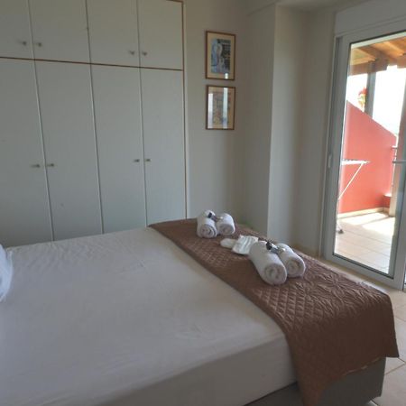 Blue Bay View - Beach House Vathirrevma 外观 照片