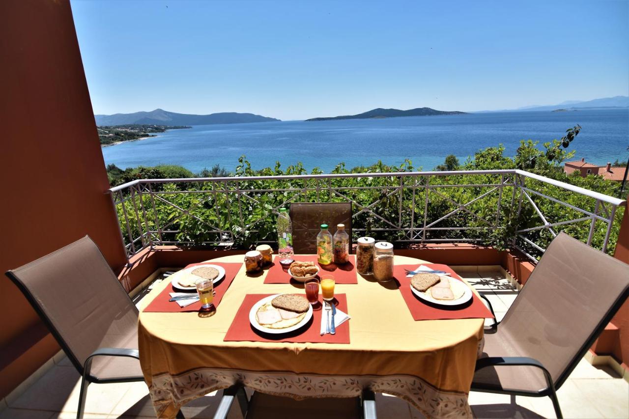 Blue Bay View - Beach House Vathirrevma 外观 照片
